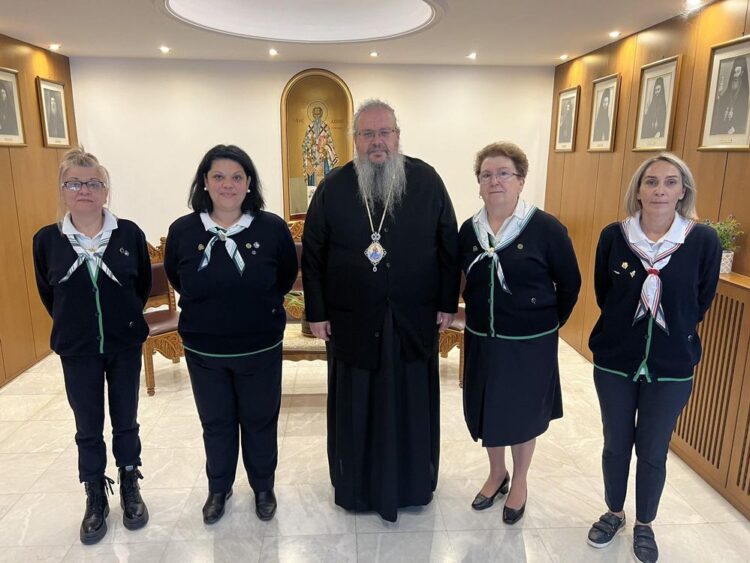 Το Τοπικό Τμήμα Λάρισας Σώματος Ελληνικού Οδηγισμού επισκέφθηκε τον Μητρ. Λαρίσης