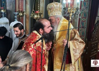 Χειροθεσία Πρωτοπρεσβύτερου από τον Μητροπολίτη Σπάρτης