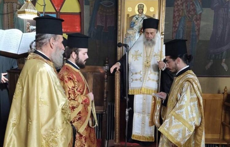 Eις τον Aρχάγγελον Mιχαήλ: Ἐβουλόμην σοι, Μιχαήλ, ᾄσμα πρέπον ᾎσαι πρεπόντως, ἀλλ’ ἄϋλον, οὐκ ἔχω