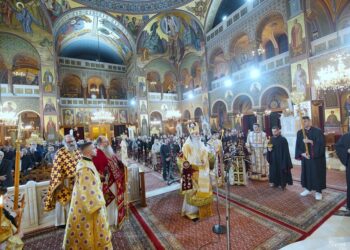 Η Δεσποτική εορτή της κατά Σάρκα Γεννήσεως του Κυρίου μας, στην Ι.Μ. Πειραιώς – Χειροθεσία Αναγνώστου