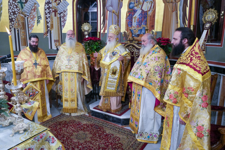 Χριστουγεννιάτικη θεία Λειτουργία στην Ιερά Μητρόπολη Βεροίας