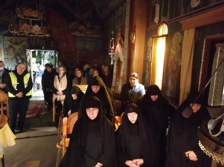 ΠΑΝΗΓΥΡΙΣΕ Η ΓΥΝΑΙΚΕΙΑ Ι. ΜΟΝΗ ΟΣΙΟΥ ΠΑΤΑΠΙΟΥ ΓΕΡΑΝΕΙΩΝ ΟΡΕΩΝ ΤΗΝ ΜΝΗΜΗ ΤΟΥ ΠΡΟΣΤΑΤΟΥ ΟΣΙΟΥ ΤΗΣ