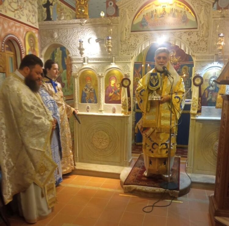 Ο ΕΠΙΣΚΟΠΟΣ ΣΚΟΠΕΛΟΥ ΣΤΟ ΒΑΣΙΛΙΚΟ ΧΑΛΚΙΔΟΣ