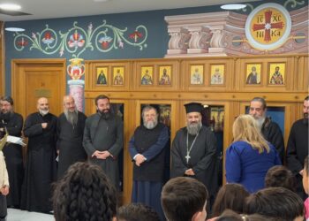 Χορωδίες έψαλαν τα κάλαντα στην Ιερά Σύνοδο