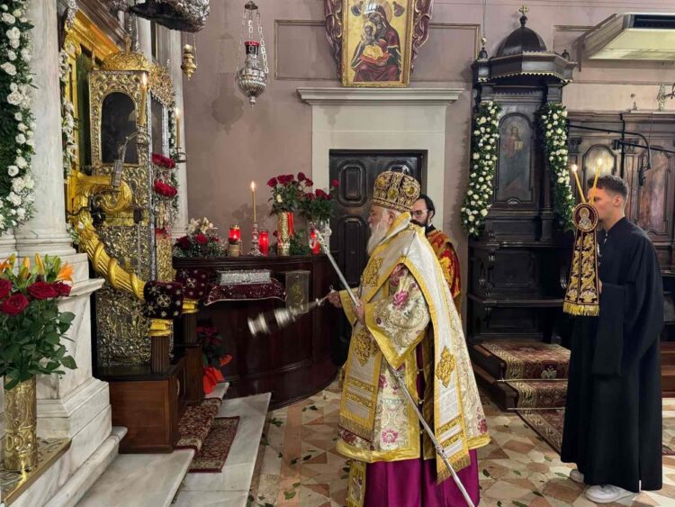 ΘΕΙΑ ΛΕΙΤΟΥΡΓΙΑ ΓΙΑ ΤΟΝ ΑΓΙΟ ΣΠΥΡΙΔΩΝΑ ΣΤΗΝ ΚΕΡΚΥΡΑ