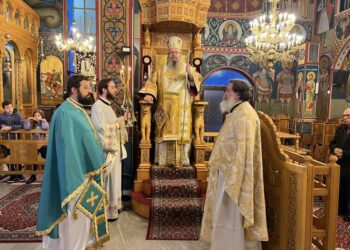 Στον Ιερό Ναό Αγίου Αθανασίου Λαρίσης ιερούργησε ο Μητρ. Ιερώνυμος