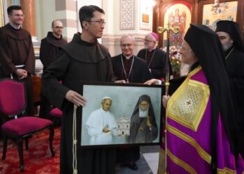 Επίσημα θυρανοίξια του Ι. Καθεδρικού Ναού Κοιμήσεως της Θεοτόκου στη Σμύρνη