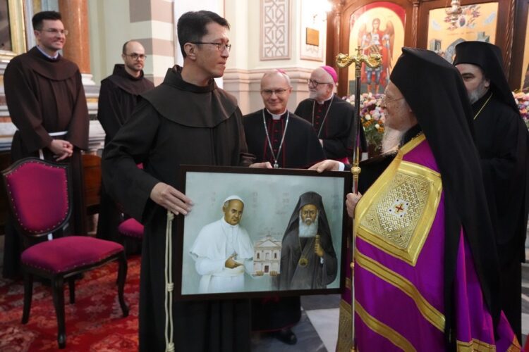 Επίσημα θυρανοίξια του Ι. Καθεδρικού Ναού Κοιμήσεως της Θεοτόκου στη Σμύρνη