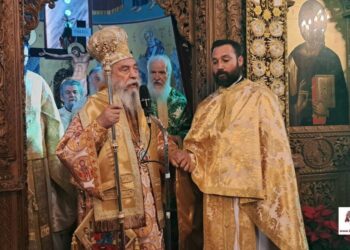 Εις Πρεσβύτερον χειροτονία και συγκινητική ‘’αλλαγή σκυτάλης’’ στην Ενορία Μονεμβασίας