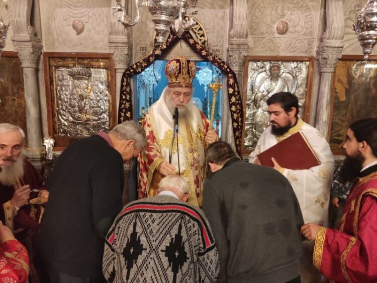 Χειροθεσία Αναγνωστών – Ιεροψαλτών  από τον Μητροπολίτη Παροναξίας