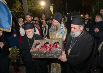 ΟΙ ΤΙΜΙΕΣ ΚΑΡΕΣ ΤΩΝ ΑΓΙΩΝ ΤΕΣΣΑΡΩΝ ΝΕΟΜΑΡΤΥΡΩΝ ΤΟΥ ΡΕΘΥΜΝΟΥ ΓΙΑ ΠΡΩΤΗ ΦΟΡΑ ΣΤΗΝ ΑΘΗΝΑ