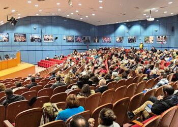 Δημητριάδος Ιγνάτιος : «Τα παιδιά θέλουν χαρούμενους γονείς»