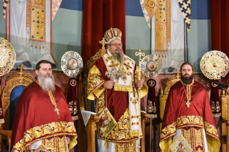 Η Δεσποτική Εορτή των Χριστουγέννων στον Μητροπολιτικό Ιερό Ναό του Αγίου Αχιλλίου Λαρίσης