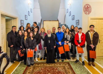 ΒΡΑΒΕΥΣΗ ΠΡΩΤΕΥΣΑΝΤΩΝ ΜΑΘΗΤΩΝ ΥΠΟ ΤΟΥ ΣΕΒ. ΜΗΤΡΟΠΟΛΙΤΟΥ ΠΡΕΒΕΖΗΣ