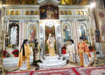 Η εορτή του Μεγάλου Βασιλείου και η Πρώτη του Νέου Έτους στην Ιερά Μητρόπολη Πειραιώς.