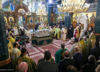 Πολυαρχιερατικός Εσπερινός στον Ι.Ν. Αγίου Αντωνίου Πολιούχου Βέροιας