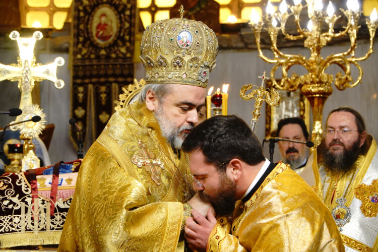 ΧΕΙΡΟΤΟΝΙΑ ΠΡΕΣΒΥΤΕΡΟΥ ΣΤΗΝ ΙΕΡΑ ΜΗΤΡΟΠΟΛΗ ΘΕΣΣΑΛΟΝΙΚΗΣ