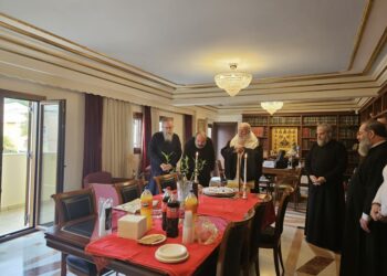 Ο ΜΗΤΡΟΠΟΛΙΤΗΣ ΚΕΡΚΥΡΑΣ ΕΥΛΟΓΗΣΕ ΤΙΣ ΒΑΣΙΛΟΠΙΤΕΣ ΤΗΣ ΕΚΠΑΙΔΕΥΣΗΣ ΚΑΙ ΤΩΝ ΓΡΑΦΕΙΩΝ ΤΗΣ ΜΗΤΡΟΠΟΛΕΩΣ