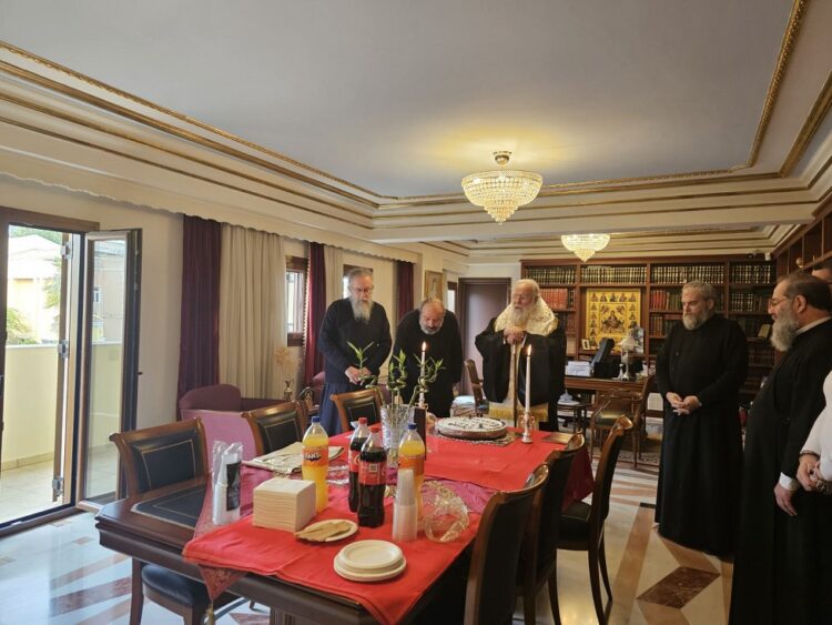 Ο ΜΗΤΡΟΠΟΛΙΤΗΣ ΚΕΡΚΥΡΑΣ ΕΥΛΟΓΗΣΕ ΤΙΣ ΒΑΣΙΛΟΠΙΤΕΣ ΤΗΣ ΕΚΠΑΙΔΕΥΣΗΣ ΚΑΙ ΤΩΝ ΓΡΑΦΕΙΩΝ ΤΗΣ ΜΗΤΡΟΠΟΛΕΩΣ