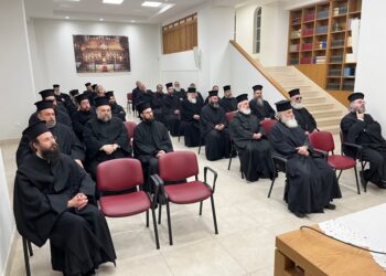 Ε΄ Ιερατική Σύναξη Μητροπόλεως Νέας Σμύρνης με θέμα «Μεσονυκτικό καί Ὧρες»