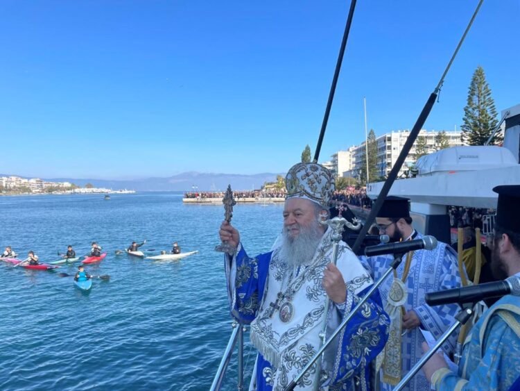 ΘΕΟΦΑΝΕΙΑ ΣΤΗΝ ΙΕΡΑ ΜΗΤΡΟΠΟΛΗ ΧΑΛΚΙΔΟΣ