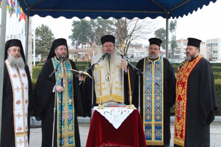 Στην αλλαγή Διοικήσεως της 1ης Στρατιάς ο Μητρ. Λαρίσης