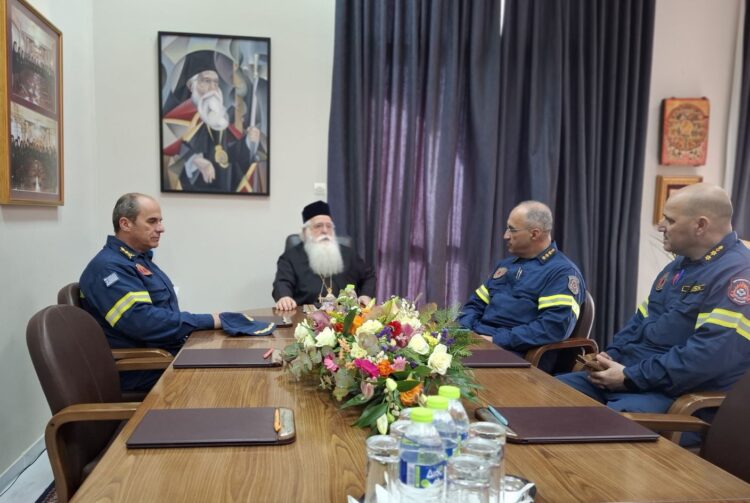 Εθιμοτυπικές επισκέψεις στον Μητροπολίτη Δημητριάδος