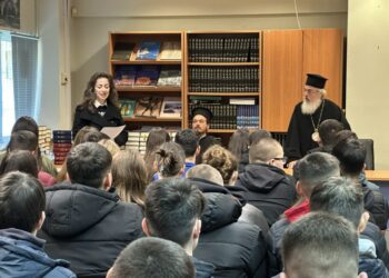 ΕΠΙΣΚΕΨΗ ΤΟΥ ΜΗΤΡΟΠΟΛΙΤΟΥ ΠΡΕΒΕΖΗΣ ΣΤΟ ΛΥΚΕΙΟ ΦΙΛΙΠΠΙΑΔΟΣ