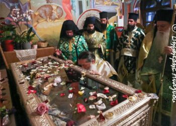 Φθιώτιδος Συμεών: «Αγάπη αναβλύζει μέσα από το Σκήνωμα του Οσίου Βησσαρίωνα»