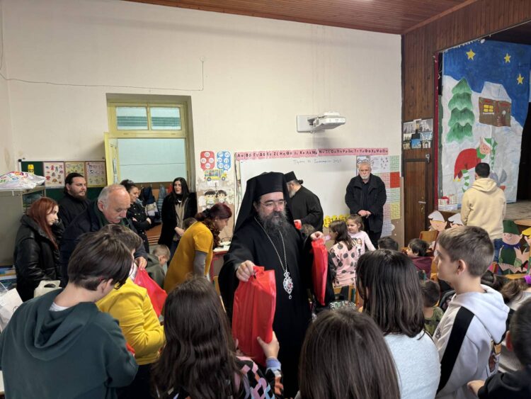 Ὁ Μητροπολίτης Καστορίας στὰ σχολεῖα τῆς Οἰνόης  – Ποιμαντικὲς δραστηριότητες