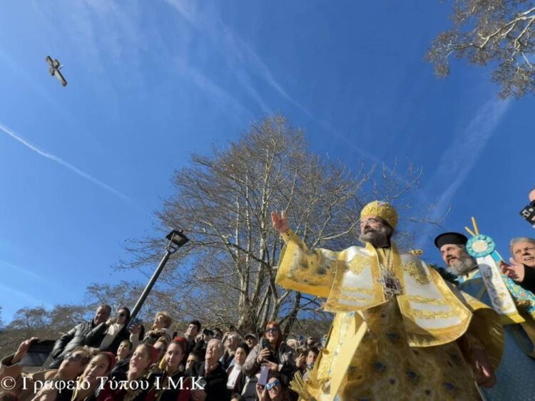 Ἡ ἑορτὴ τῶν Θεοφανείων στὴν ἀκριτικὴ Καστοριά