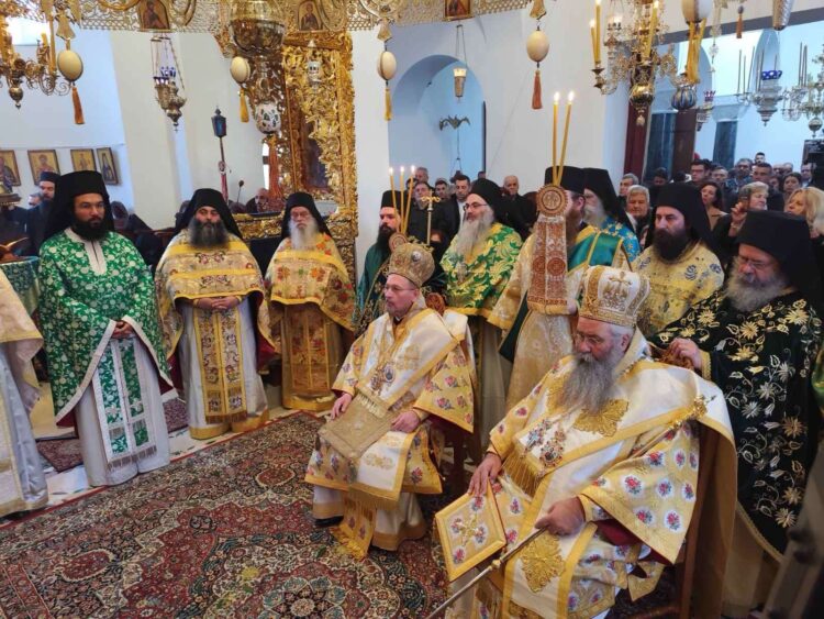 H ΠΙΕΡΙΑ ΤΙΜΗΣΕ ΤΟΝ ΠΡΟΣΤΑΤΗ ΤΗΣ ΟΣΙΟ ΔΙΟΝΥΣΙΟ