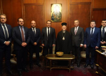 Ο Υπουργός Μετανάστευσης και Ασύλου της Ελλάδος στο Φανάρι