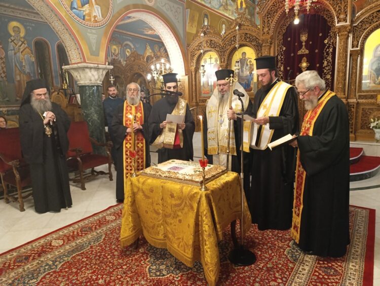 Ομιλία του Μητρ. Λαρίσης στην Ι.Μ. Σερβίων και Κοζάνης – Κοπή Βασιλόπιτας και Εκκλησιαστικοί Ύμνοι