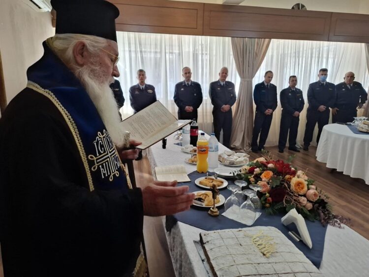 Ο Μητροπολίτης Θηβών στην 114 Πτέρυγα Μάχης Τανάγρας