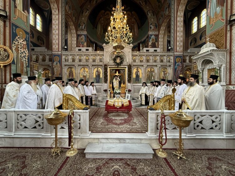 Τρισάγιο για τον Μακαριστό Αρχιεπίσκοπο Αλβανίας στον Άγιο Αχίλλιο