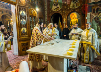 Ἀκολουθία ἐπί σαλευθείσης Ἁγ. Τραπέζης τοῦ Ἱεροῦ Ναοῦ Ἁγ. Νικολάου Κ. Πατησίων