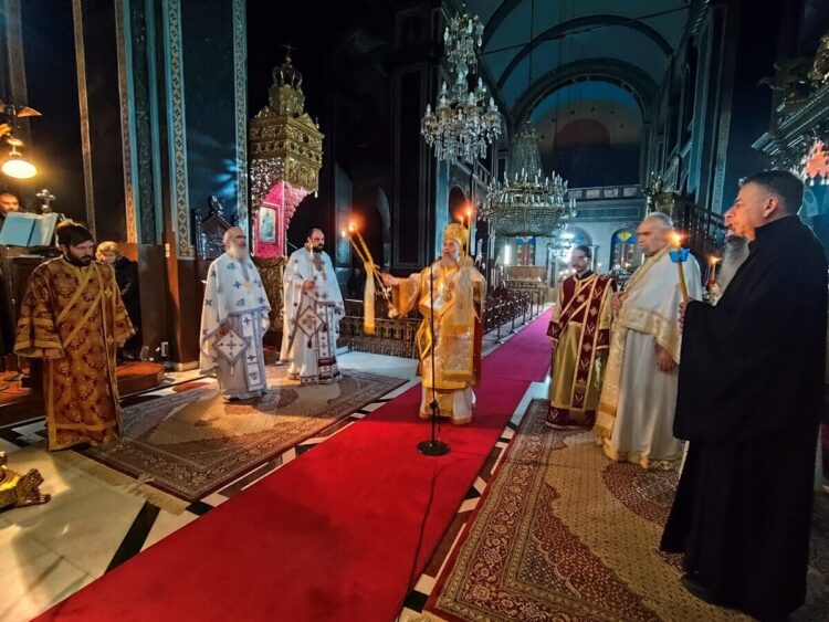 Αγρυπνία για την Αγιά Φιλοθέη στην Καρδίτσα