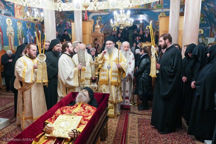 Αγρυπνία στην Ι. Μ. Παναγίας Δοβρά  ενώπιον του σκηνώματος του μακαριστού Ηγουμένου