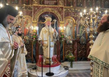 Ο ΜΗΤΡΟΠΟΛΙΤΗΣ ΧΑΛΚΙΔΟΣ ΣΤΗ ΜΙΚΡΗ ΑΛΛΑ ΖΩΝΤΑΝΗ ΕΝΟΡΙΑ ΤΟΥ ΣΠΑΘΑΡΙΟΥ