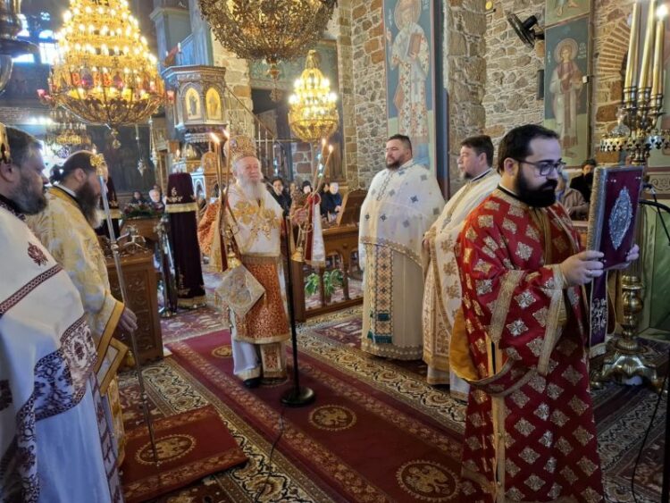 Ο ΕΟΡΤΑΣΜΟΣ ΤΩΝ ΑΓΙΩΝ ΣΥΜΕΩΝ ΤΟΥ ΘΕΟΔΟΧΟΥ ΚΑΙ ΣΤΑΜΑΤΙΟΥ ΤΟΥ ΕΝ ΧΙΩ ΣΤΟ ΒΑΣΙΛΙΚΟ ΧΑΛΚΙΔΟΣ