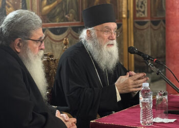 Γέμισε ασφυκτικά ο ναός του Αγίου Χαραλάμπους Πολυγώνου (Πέδιον Άρεως)