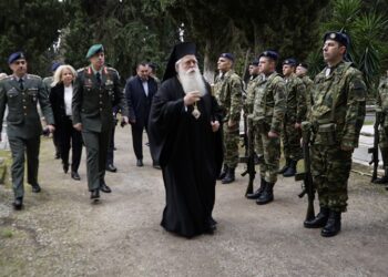 Ετήσια Επιμνημόσυνη Δέηση για τους Πεσόντες Ήρωες από τον Μητροπολίτη Δημητριάδος