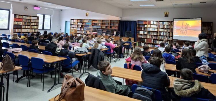 Επίσκεψη Μαθητών του Δημοτικού Σχολείου Διμηνίου στον Μητροπολίτη Δημητριάδος Ιγνάτιο