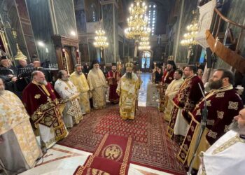 Η ΠΟΛΙΣ ΤΟΥ ΞΥΛΟΚΑΣΤΡΟΥ ΠΑΝΔΗΜΩΣ ΕΟΡΤΑΣΕ ΤΟΝ  ΠΡΟΣΤΑΤΗ ΤΗΣ ΑΓΙΟ ΒΛΑΣΙΟ.