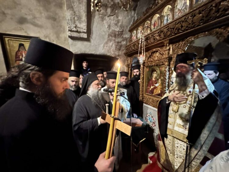 ΡΑΣΟΦΟΡΙΑ ΝΕΟΥ ΜΟΝΑΧΟΥ ΣΤΗΝ ΙΕΡΑ ΜΟΝΗ ΤΙΜΙΟΥ ΠΡΟΔΡΟΜΟΥ ΑΤΑΛΗΣ-ΜΠΑΛΗ