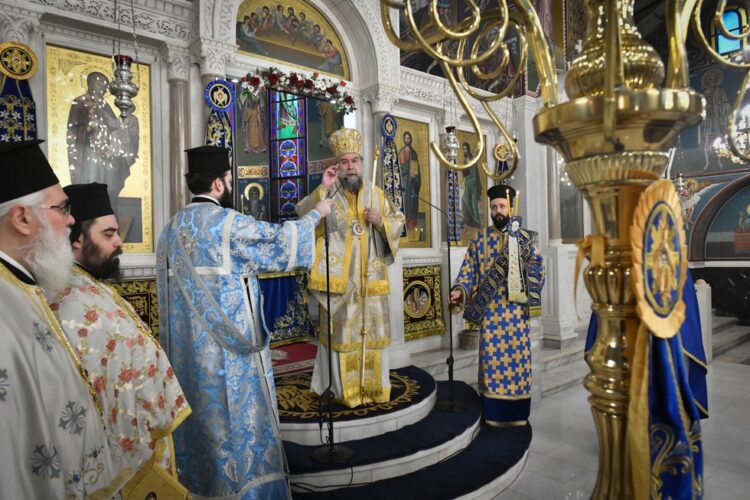 Σερρών Θεολόγος: «Η κάθε ένθεη μητέρα αυτού του κόσμου είναι μία ‘’μικρή Παναγία’’»