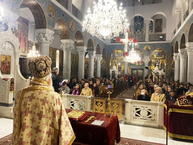 Υποδειγματική – Κατηχητική Θεία Λειτουργία στον Ιερό Ναό Αγίου Κωνσταντίνου & Ελένης Βόλου