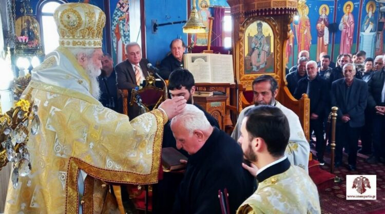 Χειροθεσία Αναγνώστη στην Γλυκόβρυση