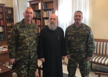 Εθιμοτυπική επίσκεψη στον Μητροπολίτη Θεσσαλιώτιδος από τον Διοικητή της 1ης Στρατιάς
